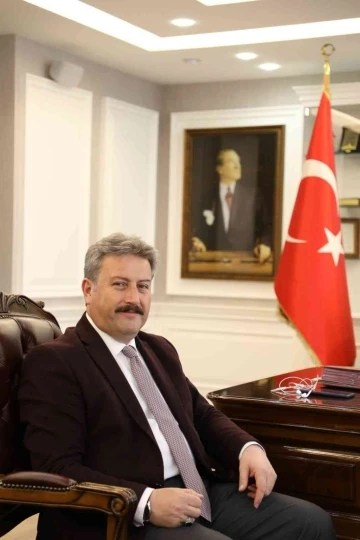 Başkan Palancıoğlu: “Kadir Gecesi’nin bereketi bin aydan daha hayırlıdır”
