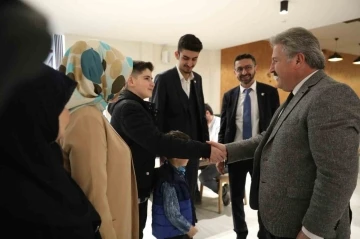 Başkan Palancıoğlu, yeni dönem meclis üyeleri ve aileleriyle tanıştı
