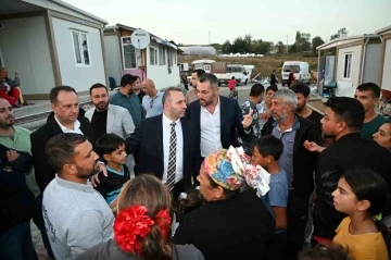 Başkan Tutuk, konteyner kente yerleştirilen vatandaşlarla buluştu
