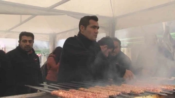 Başkentte en uzun Adana Kebabı yarışması

