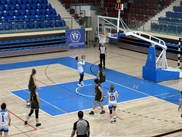 Basketbol Gençler Ligi: Düzce Atletik: 66 - Çankaya Üniversitesi:65

