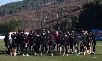 Beşiktaş’ta Adana Demirspor maçı hazırlıkları devam etti
