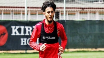 Beşiktaş'ın yeni transferi Tayfur Bingöl İstanbul'a geldi!