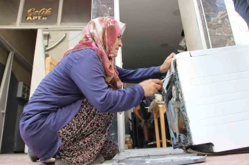 Beyaz eşya tamircisi kadın 40 yıllık ustalara taş çıkarıyor
