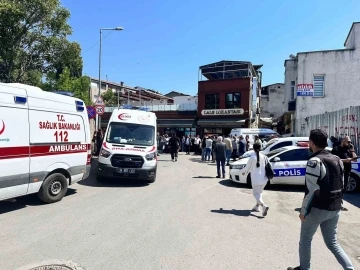 Beyoğlu’nda dehşet: Kız arkadaşını sokak ortasında öldürüp kendi kafasına sıktı
