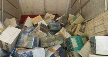 Binlerce kitabı çalarak geri dönüşüm tesisine satan şüpheliler suçüstü yakalandı