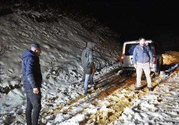 Bitlis’te mahsur kalan 10 kişi İl Özel İdare tarafından kurtarıldı
