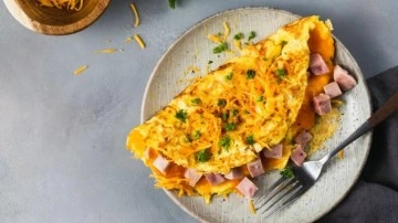 Bol malzemeli omlet tarifi, nasıl yapılır?