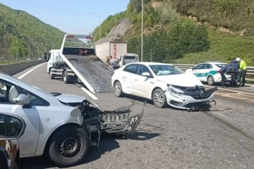 Bolu'da zincirleme trafik kazası, TEM Otoyolu trafiğe kapandı
