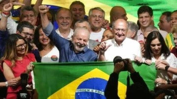 Brezilya'nın yeni lideri Lula da Silva kimdir?