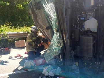 Bursa’da devrilen tırın sürücüsü hayatını kaybetti
