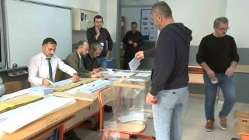 Bursa’da oy kullanımı başladı
