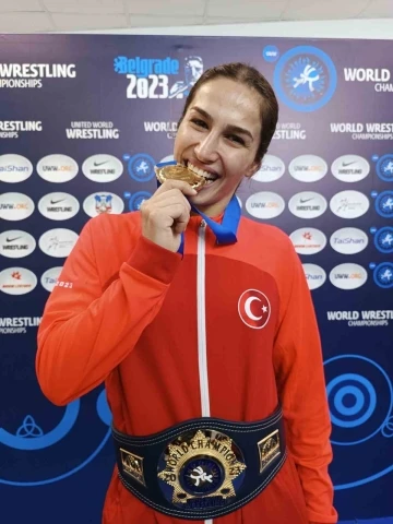 Buse Tosun Çavuşoğlu: &quot;İnşallah olimpiyatlarda da ülkeme altın madalya kazandırırım&quot;
