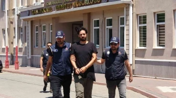 Çanakkale’de gözaltına alınan HDP’li vekilin oğlu adli kontrol şartıyla serbest bırakıldı
