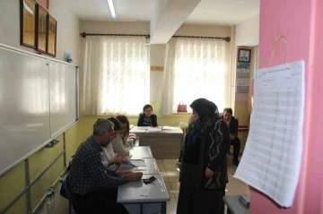 Çankırı'da Yoğun İlgi: Seçimler Başladı