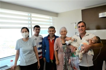 Çapraz nakil Kırgızistanlı 2 aileyi Antalya’da birbirine bağladı
