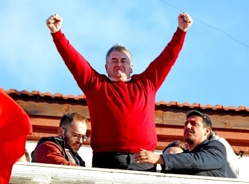 Çeşme Belediye Başkanı Oran, aday olmayacağını açıkladı
