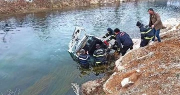 Ceyhan Nehri’ne düşen araçtaki 1 kişi öldü, 2 kişi ağır yaralandı