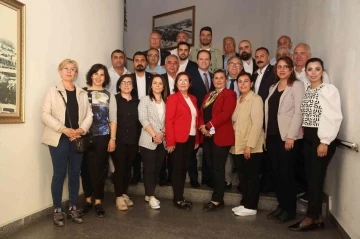 CHP’lilerden Başkan Çerçioğlu’na Anneler Günü ziyareti
