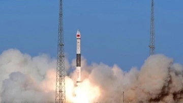 Çin meteoroloji uydularını uzaya gönderdi