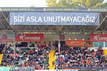Corendon Alanyaspor - Galatasaray maçında duygu dolu anlar
