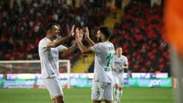 Corendon Alanyaspor Gaziantep FK karşısında deplasmanda 3-0 galip
