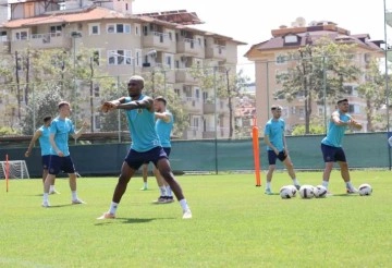 Corendon Alanyaspor, Gaziantep FK maçı öncesi hazırlıklarını tamamladı