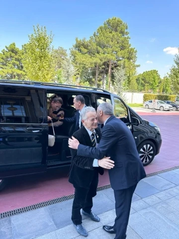 Cumhurbaşkanı Başdanışmanı Yalçın Topçu Tatar Milli Lideri Kırımoğlu’nu ağırladı
