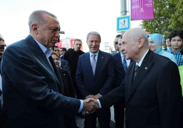 Cumhurbaşkanı Erdoğan: “15 Temmuz gecesi gördük ki son sözü top tüfek değil, iman, yürek, inanç belirler”
