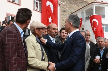 Cumhurbaşkanı Erdoğan’dan, şehit polisin babasına taziye telefonu
