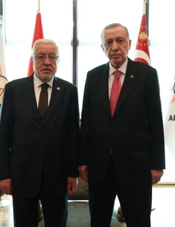 Cumhurbaşkanı Erdoğan ile Ahmet Uzer arasında kritik görüşme.