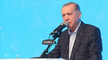Cumhurbaşkanı Erdoğan İstanbul'da "Kadim Dostlar İftarı"na katıldı