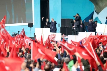 Cumhurbaşkanı Erdoğan, İzmir mitinginde konuştu: &quot;Yüzlerine Atatürk maskesi takıp yan gelip yattılar&quot;
