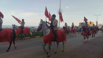 Cumhuriyetin 100’üncü yılında bindikleri atlarla, tarihi İstiklal Yolunu geçecekler
