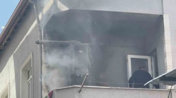 Darıca'da Yangın Korkuttu, Vatandaşlar İtfaiyeyi Beklemeden Müdahale Etti