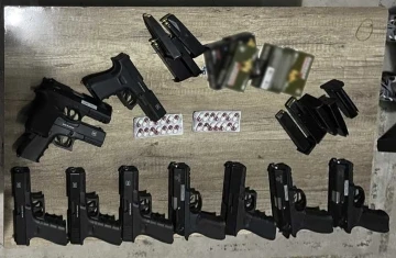 Denizli’de 2 silah satıcısı tutuklandı
