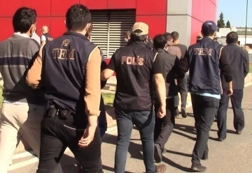 Denizli’de DEAŞ ve FETÖ’ye operasyon: 5 şüpheliden 4’ü tutuklandı

