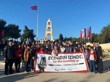 Dezavantajlı öğrenciler İstanbul ve Çanakkale’de ecdadın eserlerini gördü
