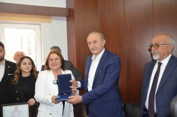 Didim’de Yeni Belediye Başkanı Hatice Gençay Göreve Başladı
