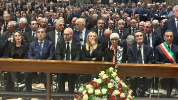Dışişleri Bakanı Fidan Berlusconi’nin cenazesine katıldı