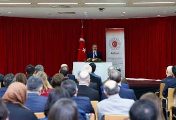 Dışişleri Bakanı Fidan, Brüksel’de Türk vatandaşlarıyla bir araya geldi
