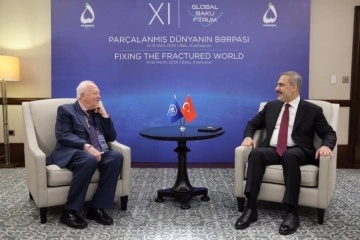 Dışişleri Bakanı Hakan Fidan, Azerbaycan'da BM Medeniyetler İttifakı Yüksek Temsilcisi ile görüştü