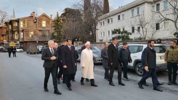 Diyanet İşleri Başkanı Erbaş: &quot;Sadece camiler değil kiliseler, diğer sinagoglar her zaman dokunulmazdır bizim inancımıza göre&quot;

