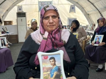Diyarbakır annelerinin evlat nöbeti devam ediyor
