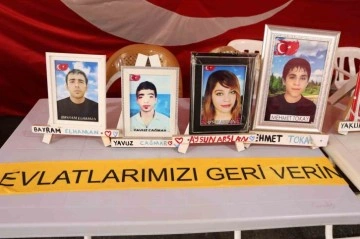 Diyarbakır'da Anne ve Babaların Evlat Nöbeti Devam Ediyor