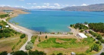 Doğunun incisi Hazar Gölü, yerli ve yabancı turistleri bekliyor