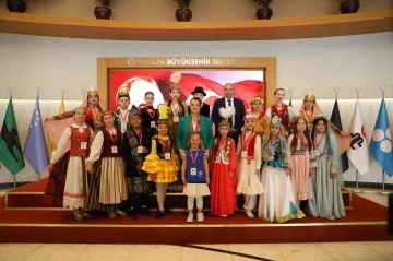 Dünya çocukları Antalya Büyükşehir Belediyesi’nde
