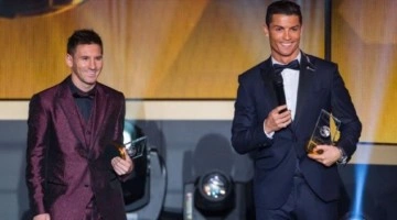 Dünya gündeminde yer aldı! Ronaldo, Messi'nin tahtına oturmak için Barcelona'ya gidiyor