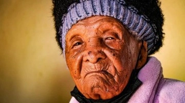 Dünyanın en yaşlı insanı uzun hayatın sırrını paylaştı!