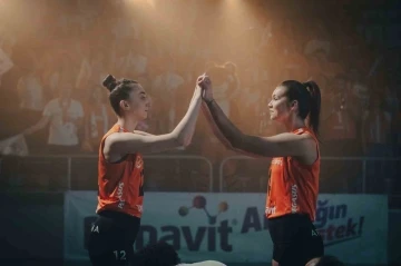 Eczacıbaşılı sporculardan ‘Başaracaksa Başaracak’ reklam filmi

